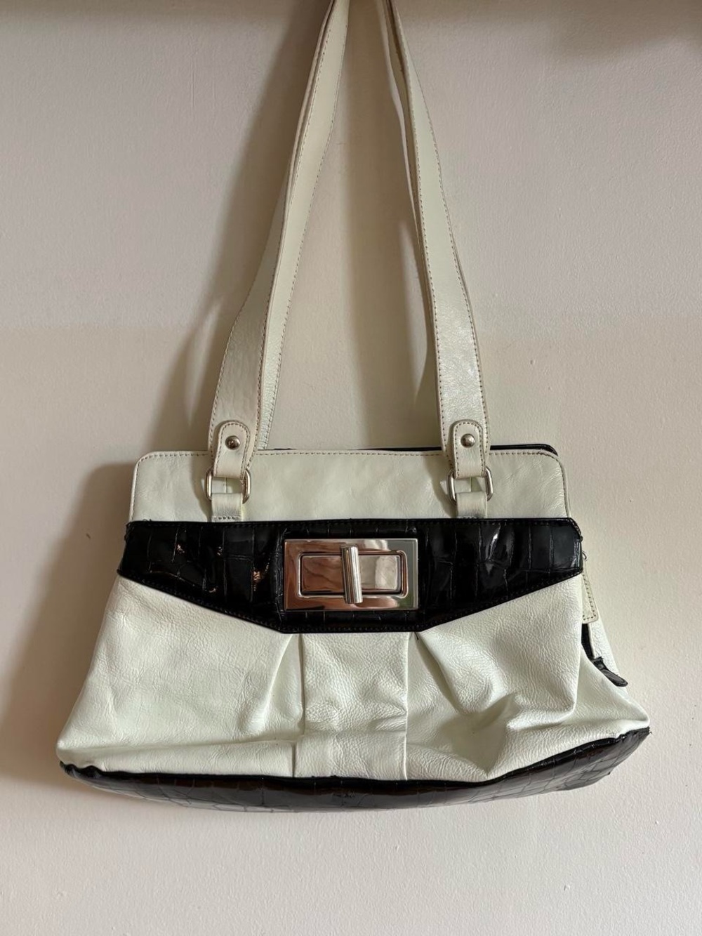 Y2K handbag — La Diva